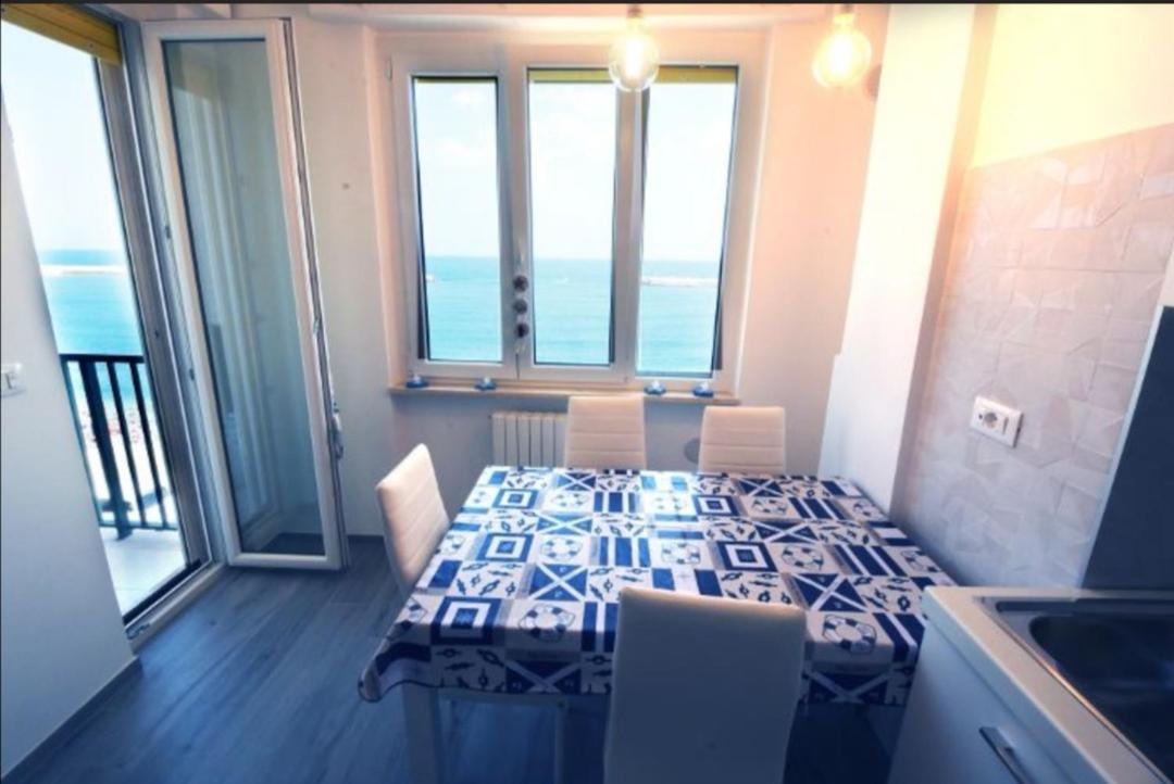 Il Cielo Sul Mare Bed & Breakfast Bisceglie Bagian luar foto